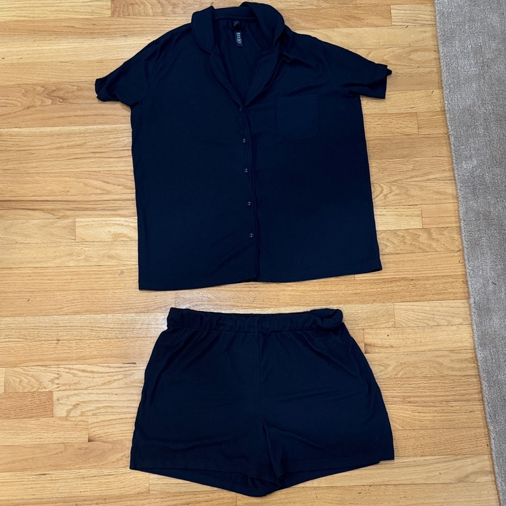 SKIMS Soft Lounge Short Sleep Set